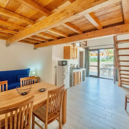 Lofts With Private Outdoor Area And Swimming-pool In *