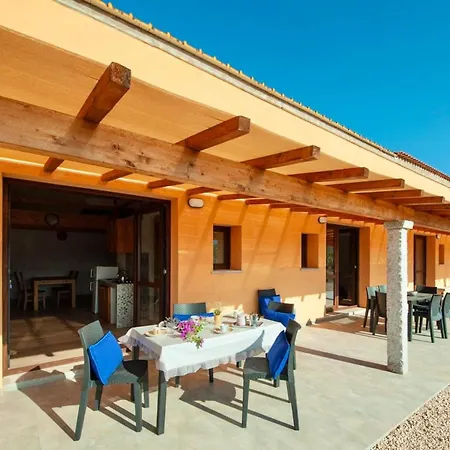 Lofts With Private Outdoor Area And Swimming-pool In * Badesi